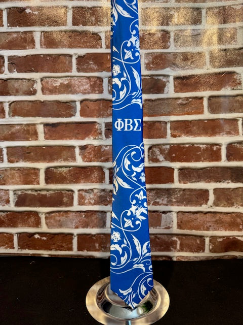 Conclave Tie 2