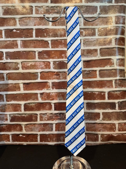 Conclave Tie 1