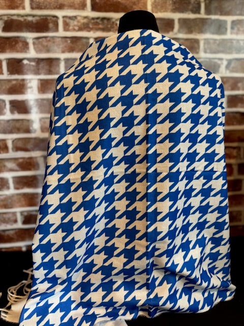 Zeta Phi Beta Houndstooth Shawl (view 4)