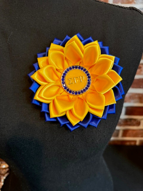 SGRHO Royal / Gold Brooch